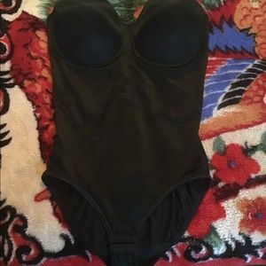 Maidenform Strapless Body shaper